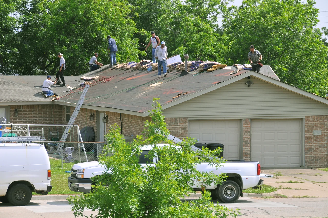 Illustrative roofing view for properties in Delthome